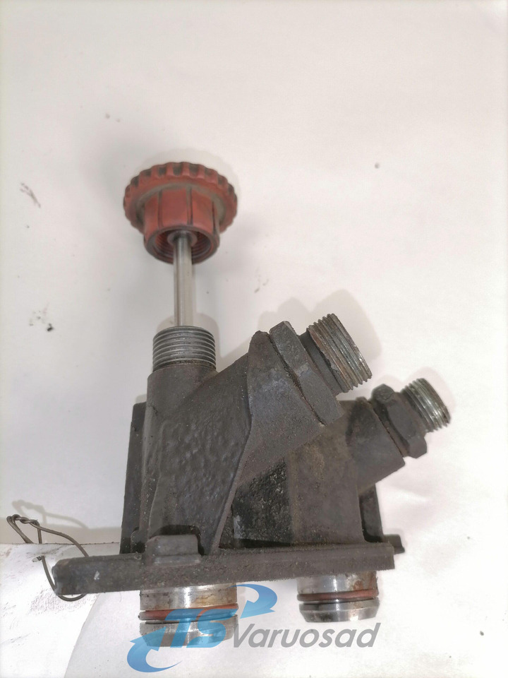 DAF Fuel supply pump 1694588 - Pompe à carburant pour Camion: photos 4 DAF Fuel supply pump 1694588 - Pompe à carburant pour Camion: photos 4