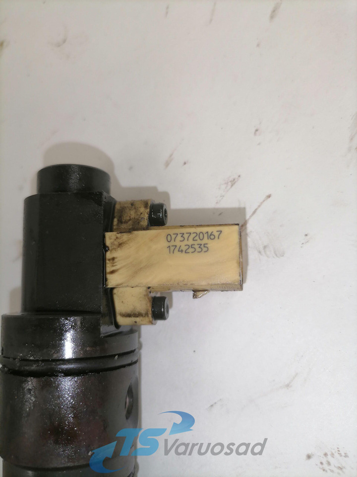DAF Injector 1742535 - Pompe à carburant pour Camion: photos 2 DAF Injector 1742535 - Pompe à carburant pour Camion: photos 2