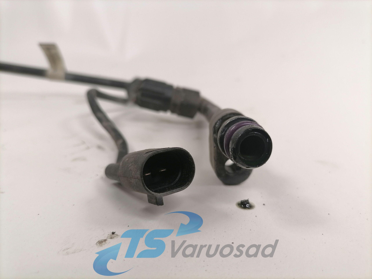 MAN A/C pipe 81619750101 - Chauffage/ Ventilation pour Camion: photos 3 MAN A/C pipe 81619750101 - Chauffage/ Ventilation pour Camion: photos 3