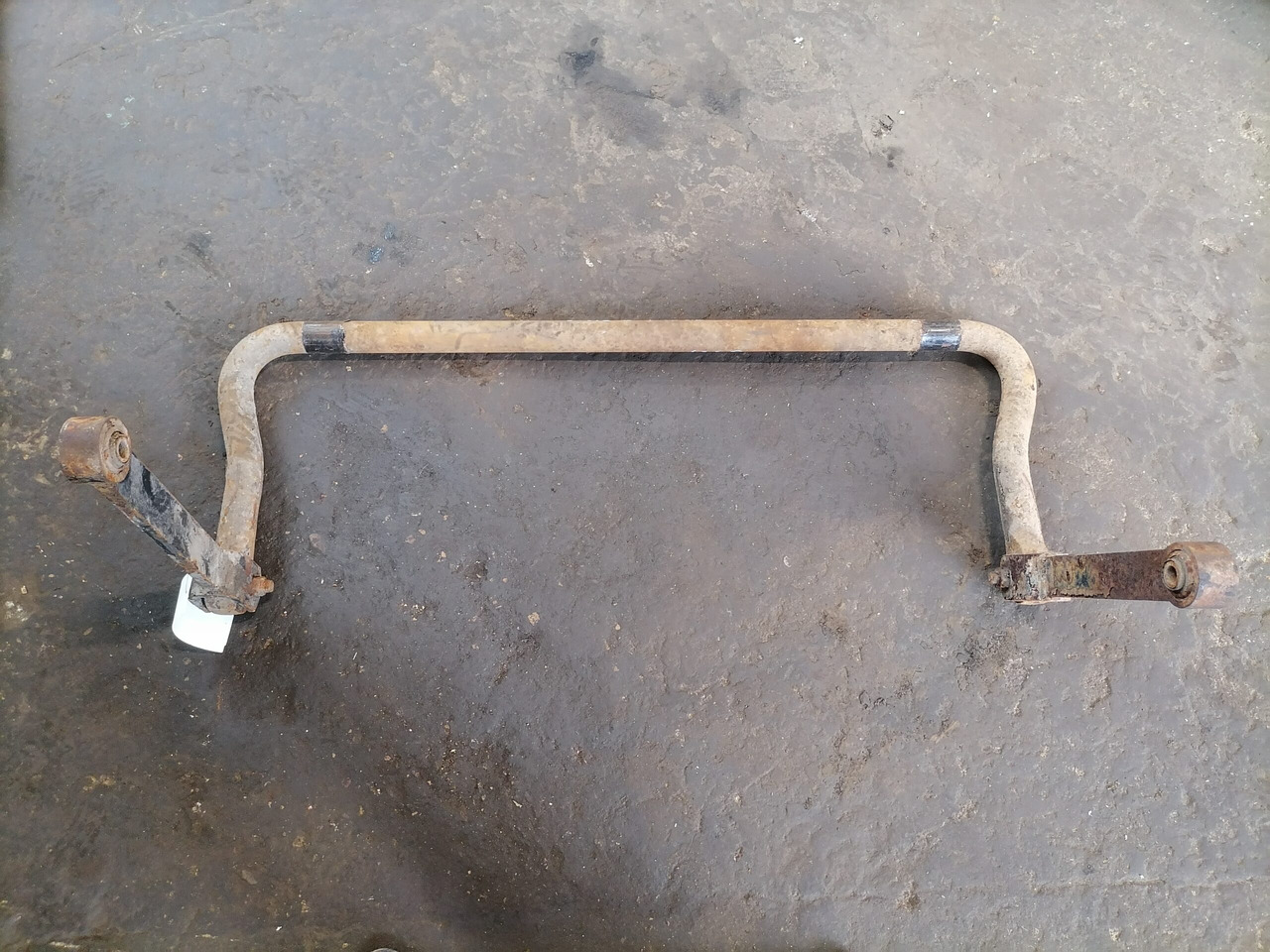 MAN Anti-roll bar 81437156074 - Barre stabilisatrice pour Camion: photos 2 MAN Anti-roll bar 81437156074 - Barre stabilisatrice pour Camion: photos 2