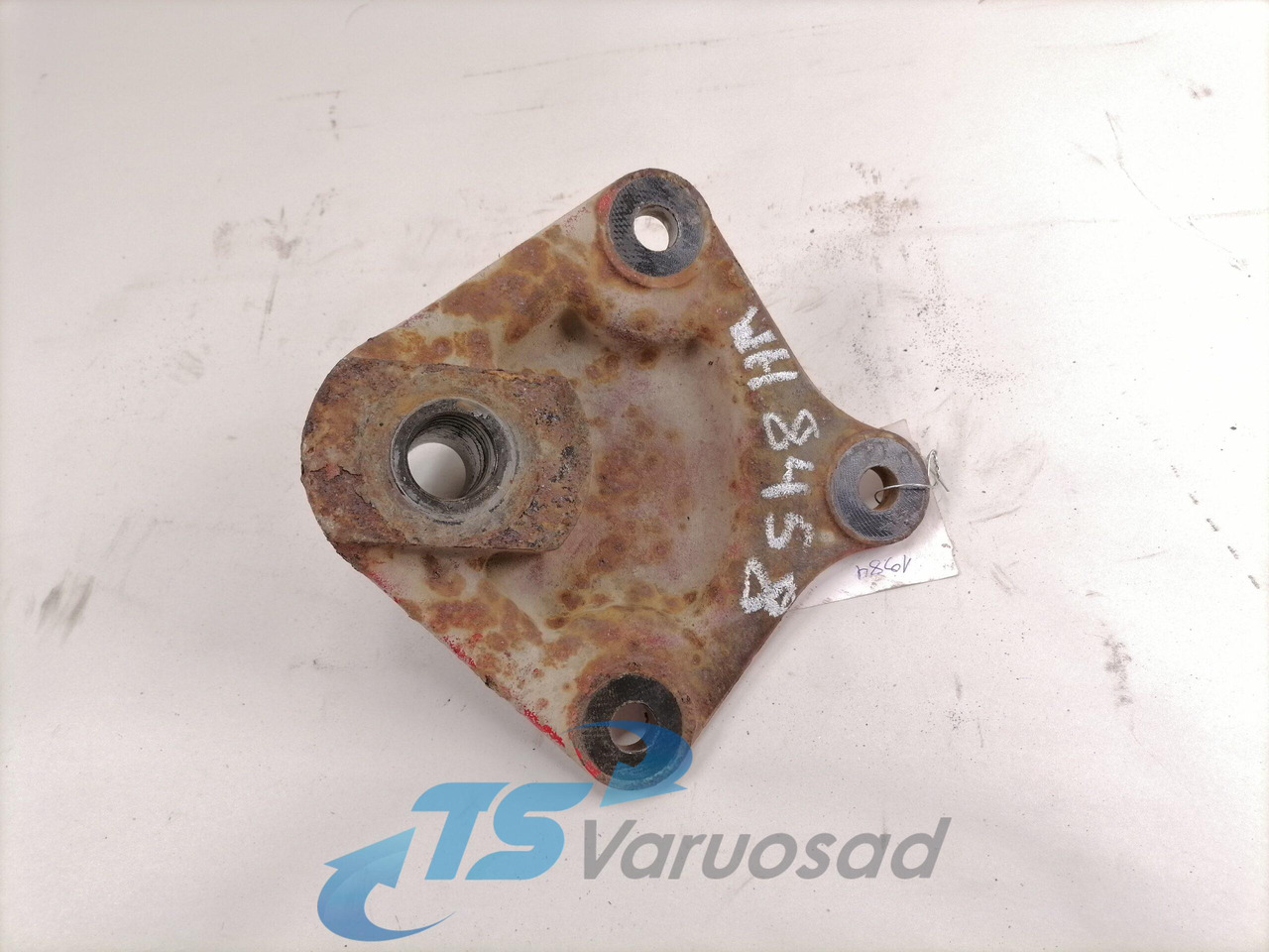 MAN Bracket 81417203117 - Frame/ Châssis pour Camion: photos 2 MAN Bracket 81417203117 - Frame/ Châssis pour Camion: photos 2
