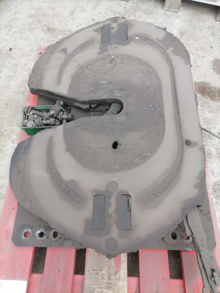 MAN Fifht wheel 81427106217 - Sellette d'attelage pour Camion: photos 3 MAN Fifht wheel 81427106217 - Sellette d'attelage pour Camion: photos 3