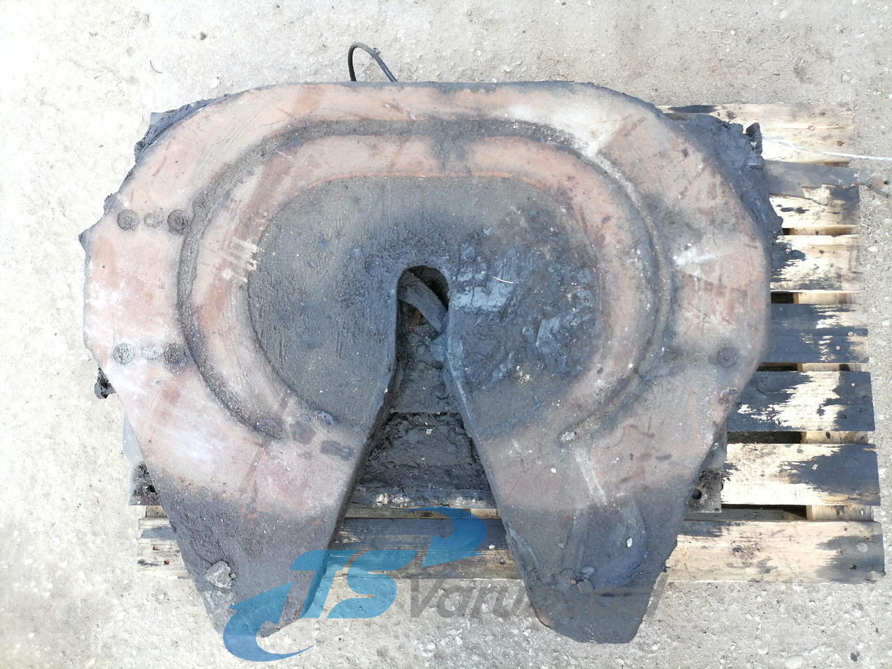 MAN Fifht wheel 81427106222 - Sellette d'attelage pour Camion: photos 2 MAN Fifht wheel 81427106222 - Sellette d'attelage pour Camion: photos 2