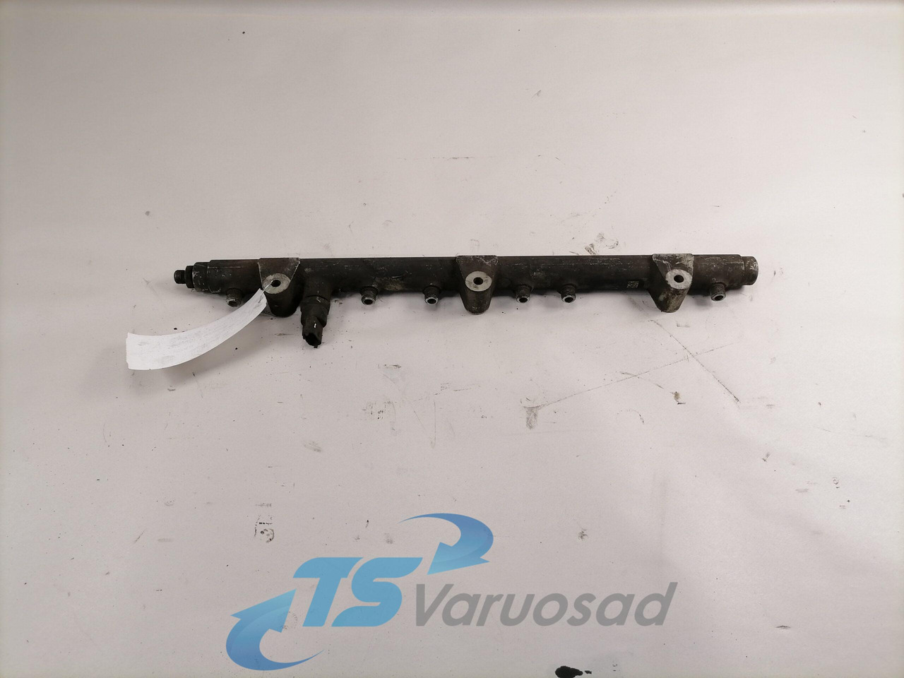 MAN Fuel collector 51103116058 - Préparation du carburant pour Camion: photos 1 MAN Fuel collector 51103116058 - Préparation du carburant pour Camion: photos 1