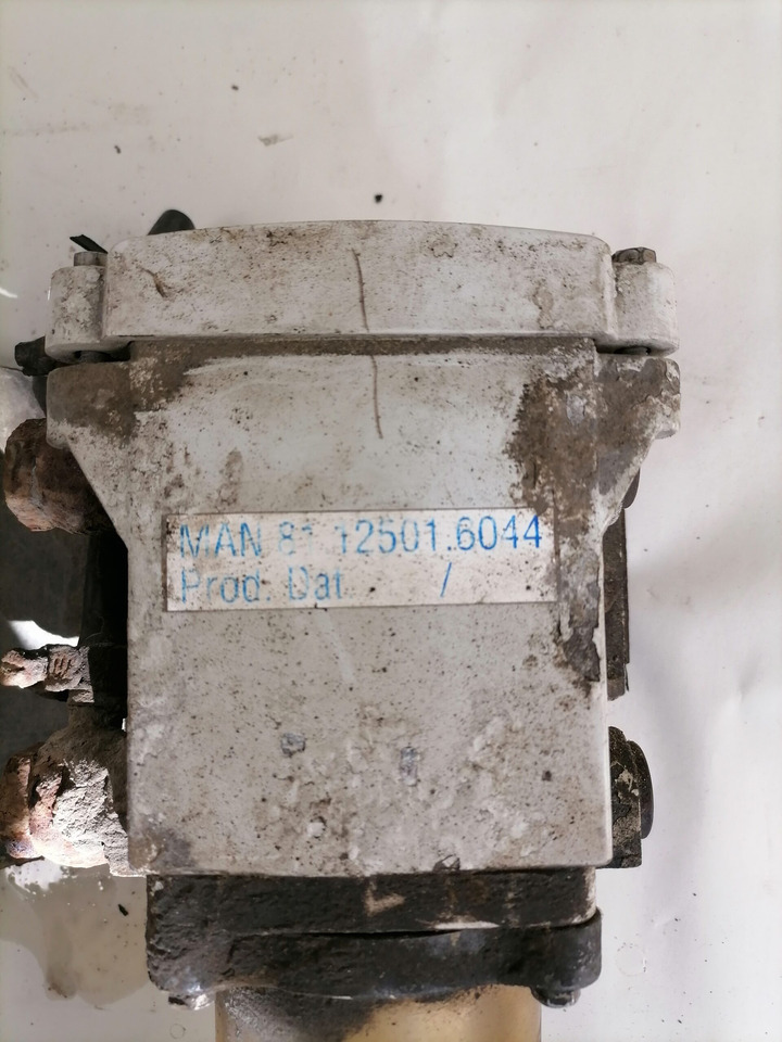 MAN Fuel separator 81125016044 - Filtre à carburant pour Camion: photos 4 MAN Fuel separator 81125016044 - Filtre à carburant pour Camion: photos 4