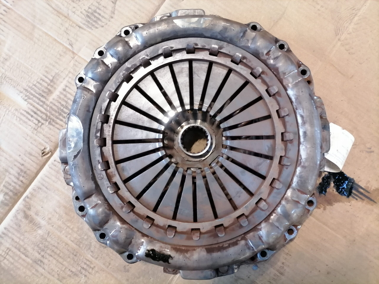 Mercedes-Benz Clutch A0102508804 - Embrayage et pièces pour Camion: photos 3 Mercedes-Benz Clutch A0102508804 - Embrayage et pièces pour Camion: photos 3