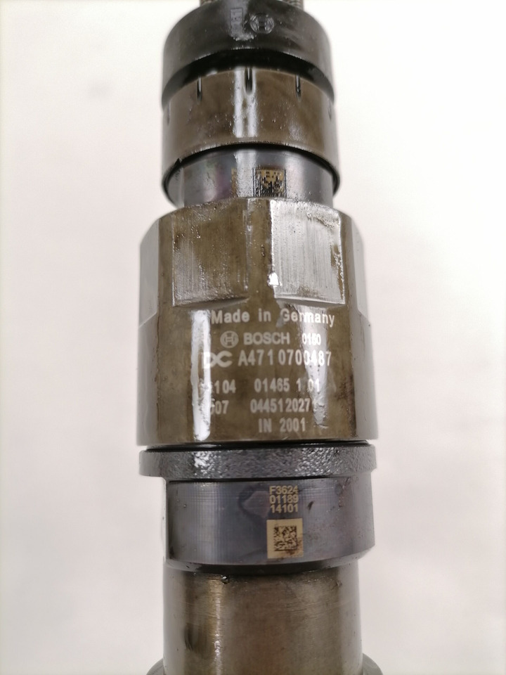 Mercedes-Benz Injector A4710700487 - Pompe à carburant pour Camion: photos 4 Mercedes-Benz Injector A4710700487 - Pompe à carburant pour Camion: photos 4