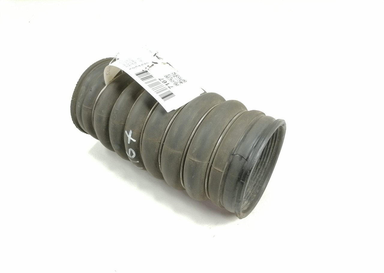 Mercedes-Benz Intercooleri lõdvik A9605010082 - Intercooler pour Camion: photos 1 Mercedes-Benz Intercooleri lõdvik A9605010082 - Intercooler pour Camion: photos 1