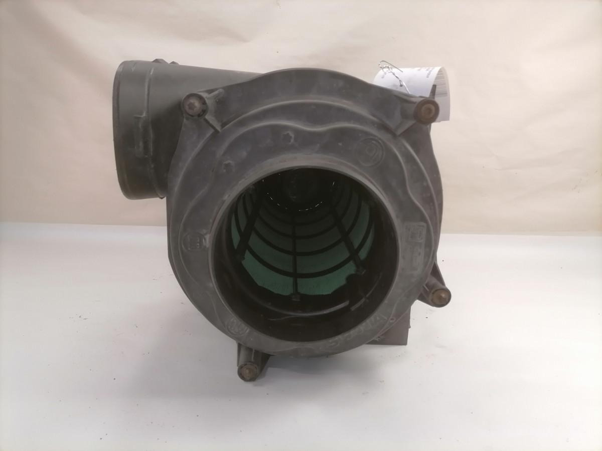 Scania Air filter housing 2348150 - Système d'admission d'air pour Camion: photos 3 Scania Air filter housing 2348150 - Système d'admission d'air pour Camion: photos 3