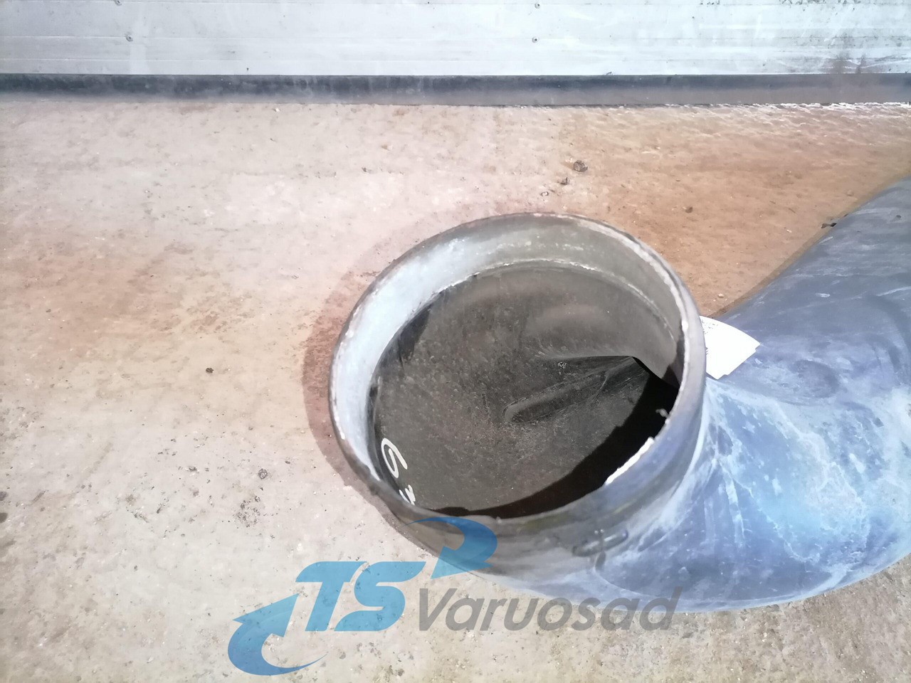 Scania Air intake 1769956 - Système d'admission d'air pour Camion: photos 3 Scania Air intake 1769956 - Système d'admission d'air pour Camion: photos 3