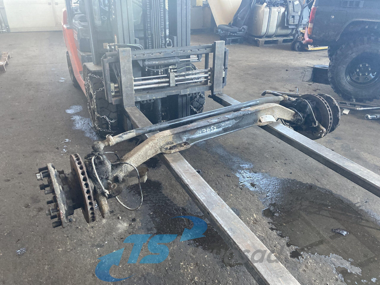 Scania Axel housing 1394399 - Essieu avant pour Camion: photos 1 Scania Axel housing 1394399 - Essieu avant pour Camion: photos 1