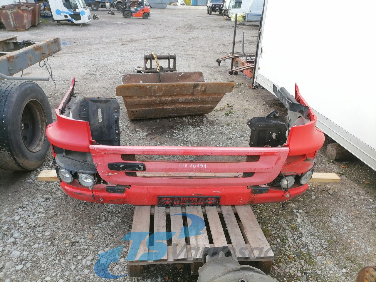 Scania Bumper 1731206 - Pare-chocs pour Camion: photos 1 Scania Bumper 1731206 - Pare-chocs pour Camion: photos 1