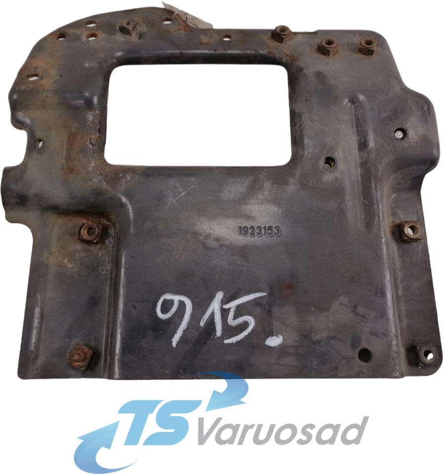 Scania Bumper bracket 1923153 - Pare-chocs pour Camion: photos 1 Scania Bumper bracket 1923153 - Pare-chocs pour Camion: photos 1