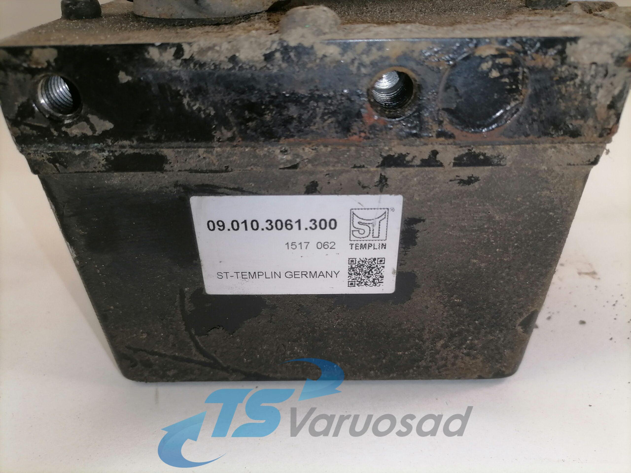 Scania Cab tilting pump 1549740 - Suspension de cabine pour Camion: photos 3 Scania Cab tilting pump 1549740 - Suspension de cabine pour Camion: photos 3