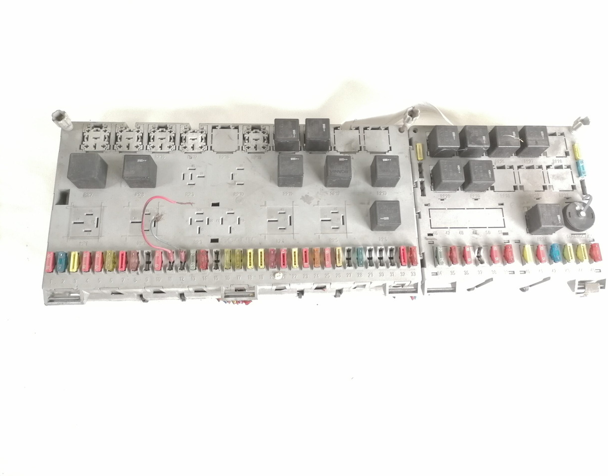 Scania Central electric unit 1398062 - Fusible pour Camion: photos 2 Scania Central electric unit 1398062 - Fusible pour Camion: photos 2