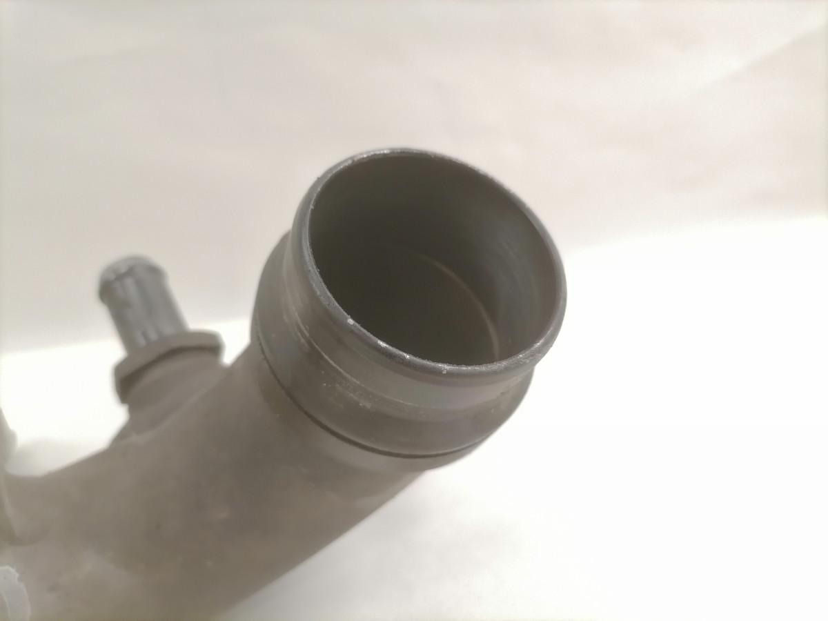 Scania Coolant pipe 2209261 - Système de refroidissement pour Camion: photos 3 Scania Coolant pipe 2209261 - Système de refroidissement pour Camion: photos 3