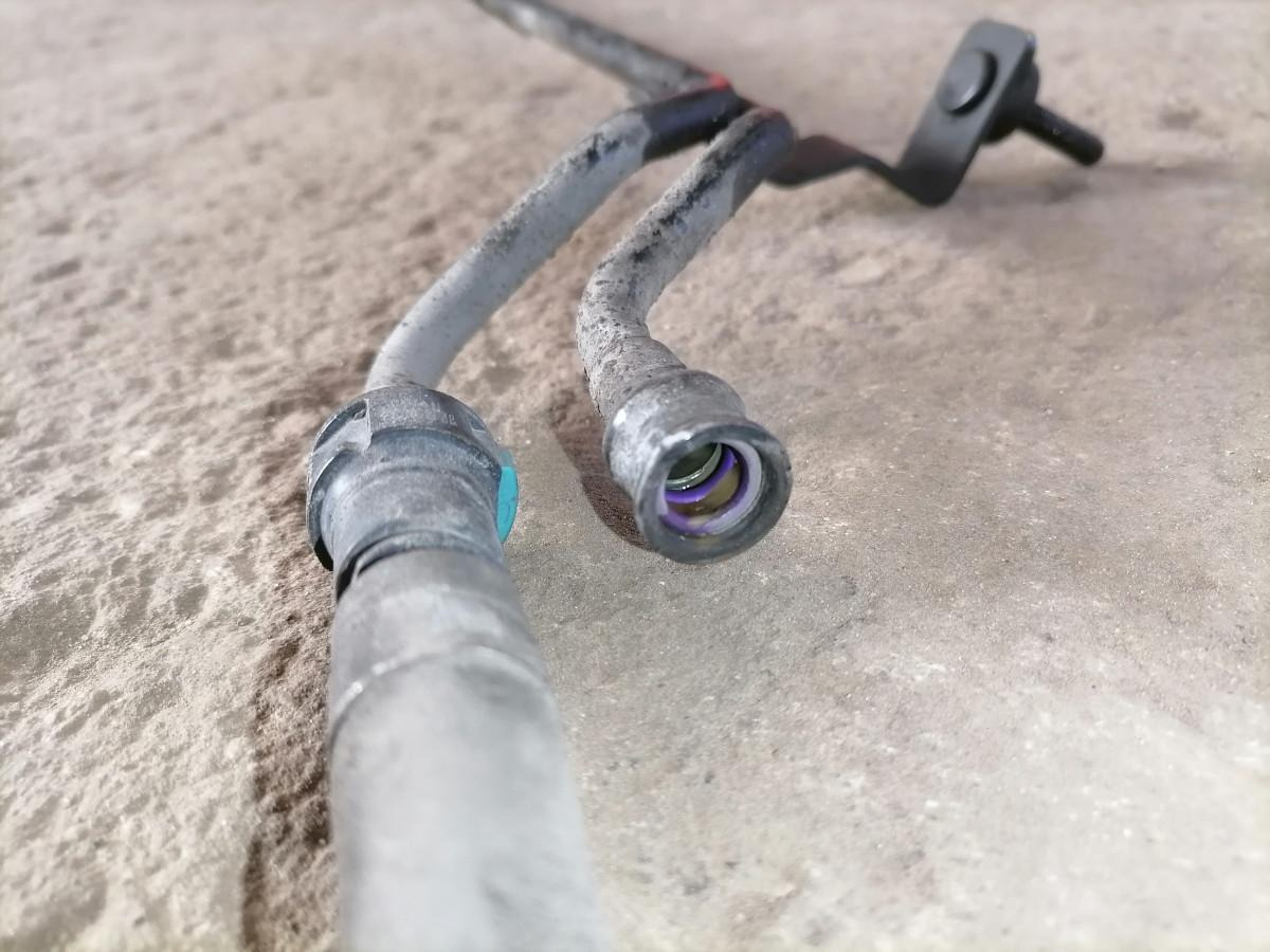 Scania Coolant pipe 2451636 - Système de refroidissement pour Camion: photos 5 Scania Coolant pipe 2451636 - Système de refroidissement pour Camion: photos 5