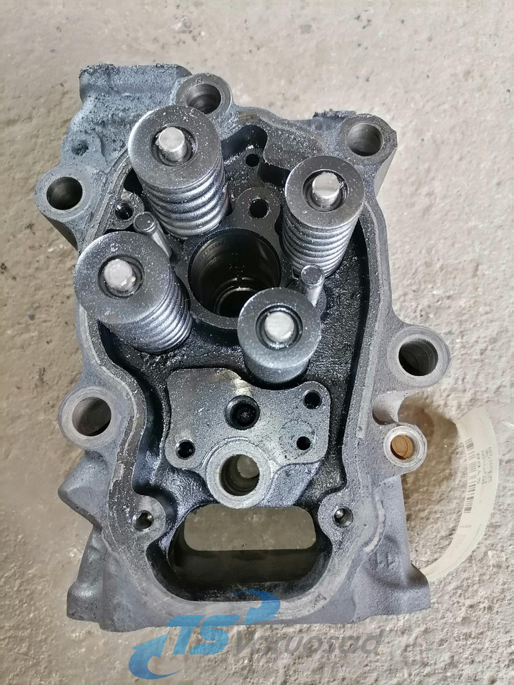 Scania Cylinder head, XPI 1921303 - Culasse pour Camion: photos 2 Scania Cylinder head, XPI 1921303 - Culasse pour Camion: photos 2