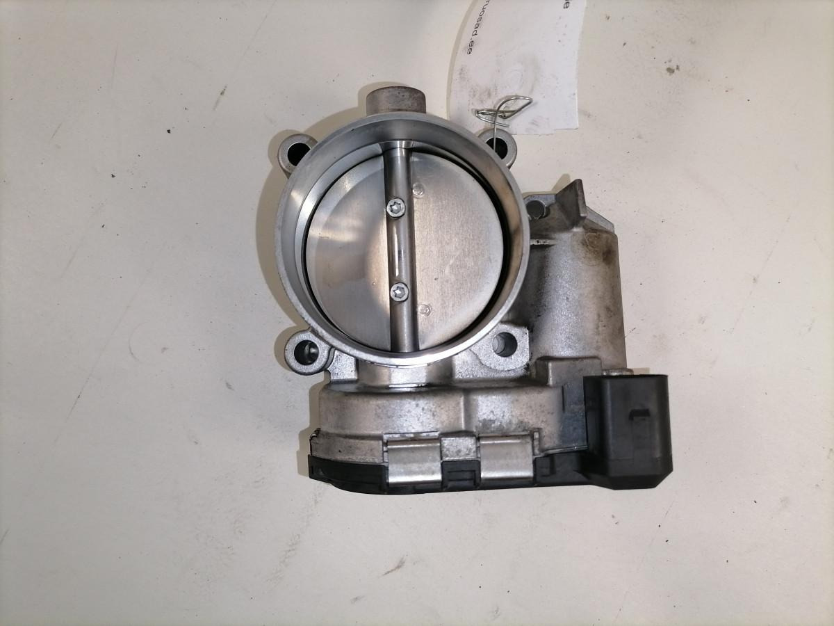 Scania Electric throttle 2031498 - Collecteur d'admission pour Camion: photos 5 Scania Electric throttle 2031498 - Collecteur d'admission pour Camion: photos 5