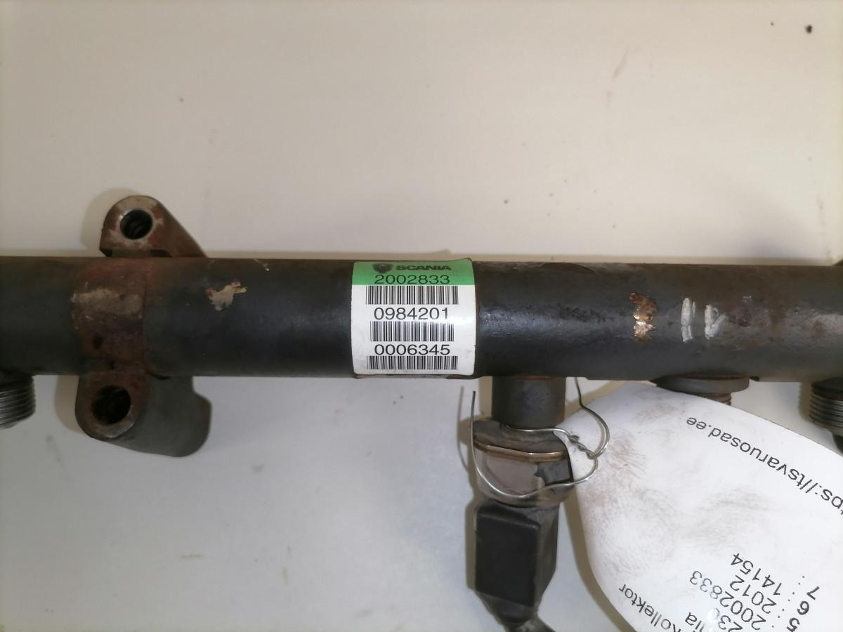 Scania Fuel collector 2002833 - Préparation du carburant pour Camion: photos 5 Scania Fuel collector 2002833 - Préparation du carburant pour Camion: photos 5