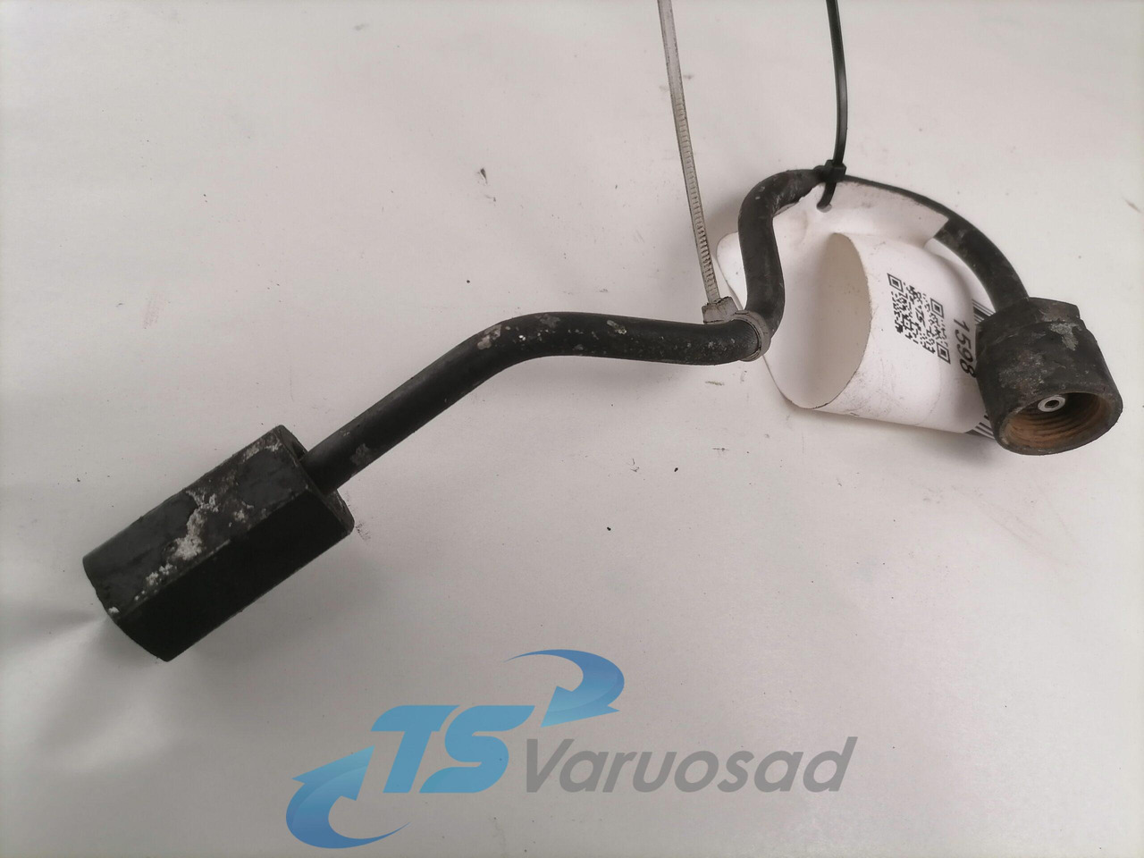 Scania Fuel pipe 1860539 - Préparation du carburant pour Camion: photos 1 Scania Fuel pipe 1860539 - Préparation du carburant pour Camion: photos 1