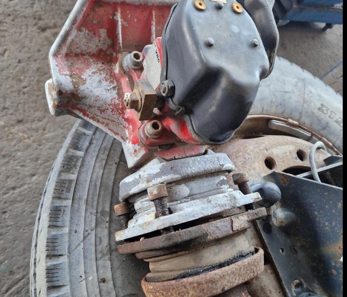 Scania Haakeseade VBG 8500 VBG8500 - Sellette d'attelage pour Camion: photos 1 Scania Haakeseade VBG 8500 VBG8500 - Sellette d'attelage pour Camion: photos 1