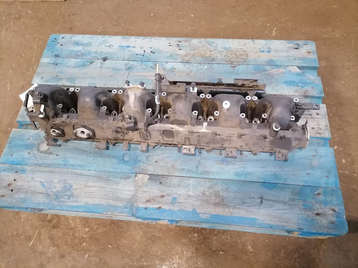 Scania Intake mainfold 2360430 - Collecteur d'admission pour Camion: photos 4 Scania Intake mainfold 2360430 - Collecteur d'admission pour Camion: photos 4