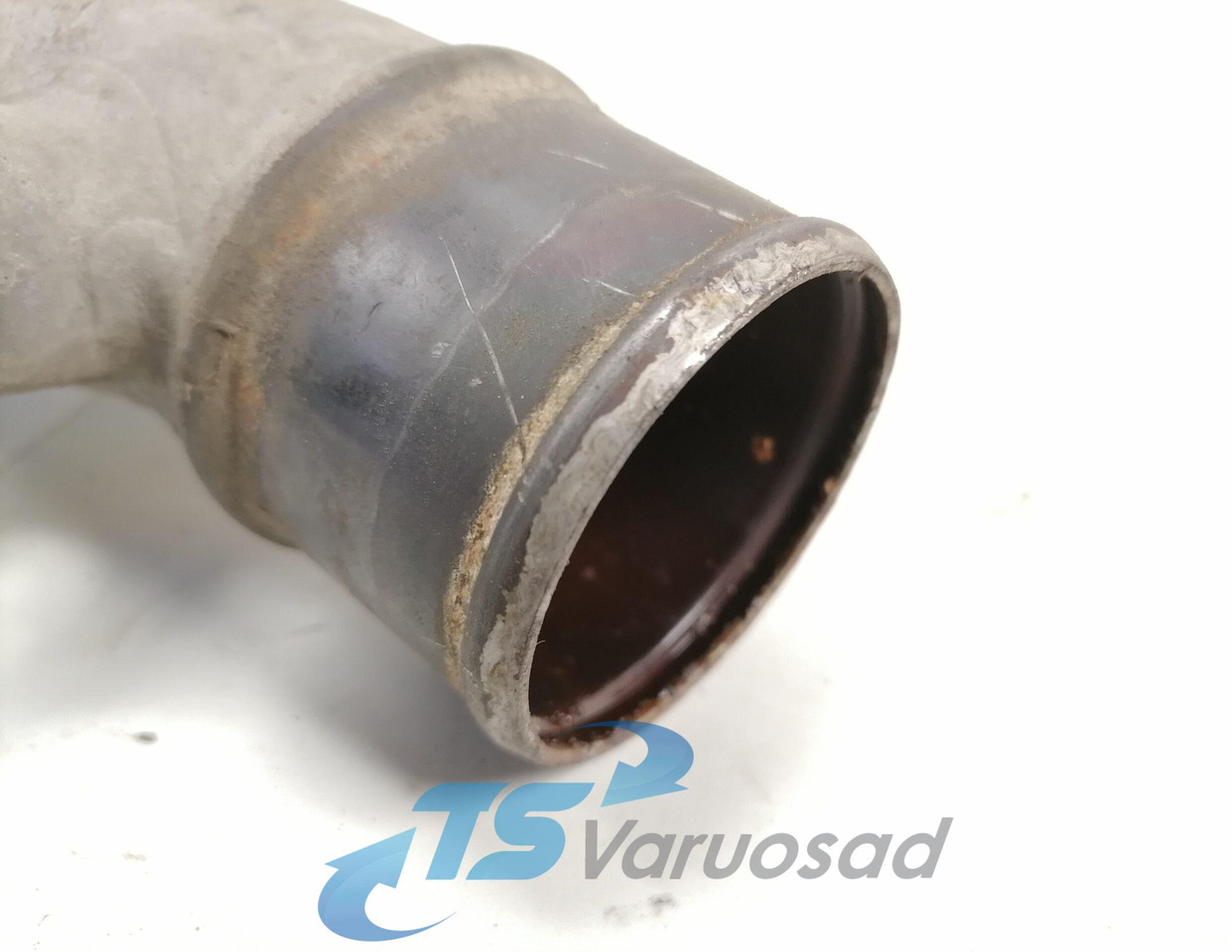 Scania Jahutusvedeliku toru, retarder 2018064 - Système de refroidissement pour Camion: photos 3 Scania Jahutusvedeliku toru, retarder 2018064 - Système de refroidissement pour Camion: photos 3