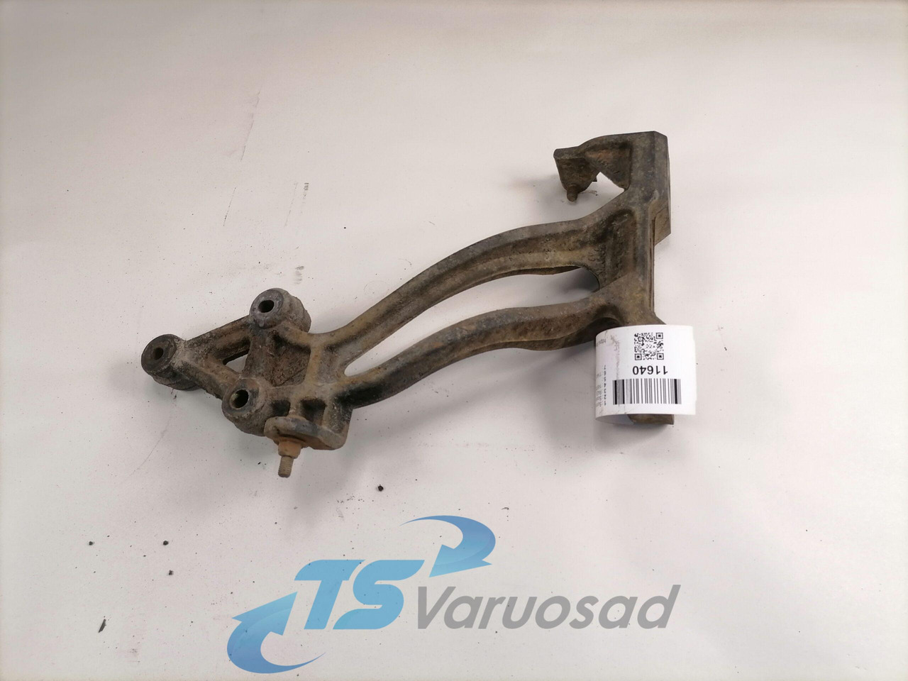 Scania Muffler carrier 1497657 - Silencieux pour Camion: photos 2 Scania Muffler carrier 1497657 - Silencieux pour Camion: photos 2