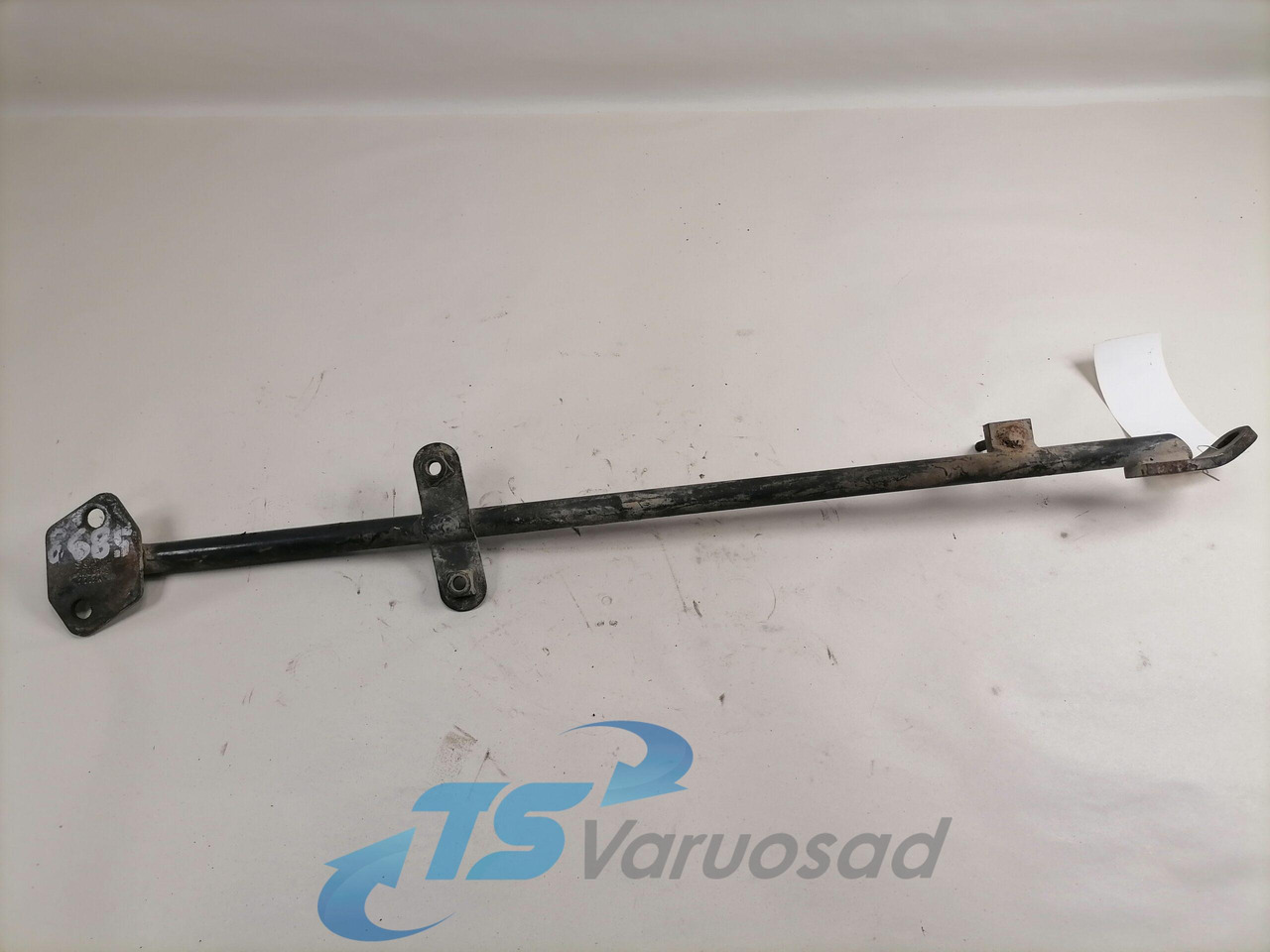 Scania Muffler carrier 1765149 - Silencieux pour Camion: photos 2 Scania Muffler carrier 1765149 - Silencieux pour Camion: photos 2