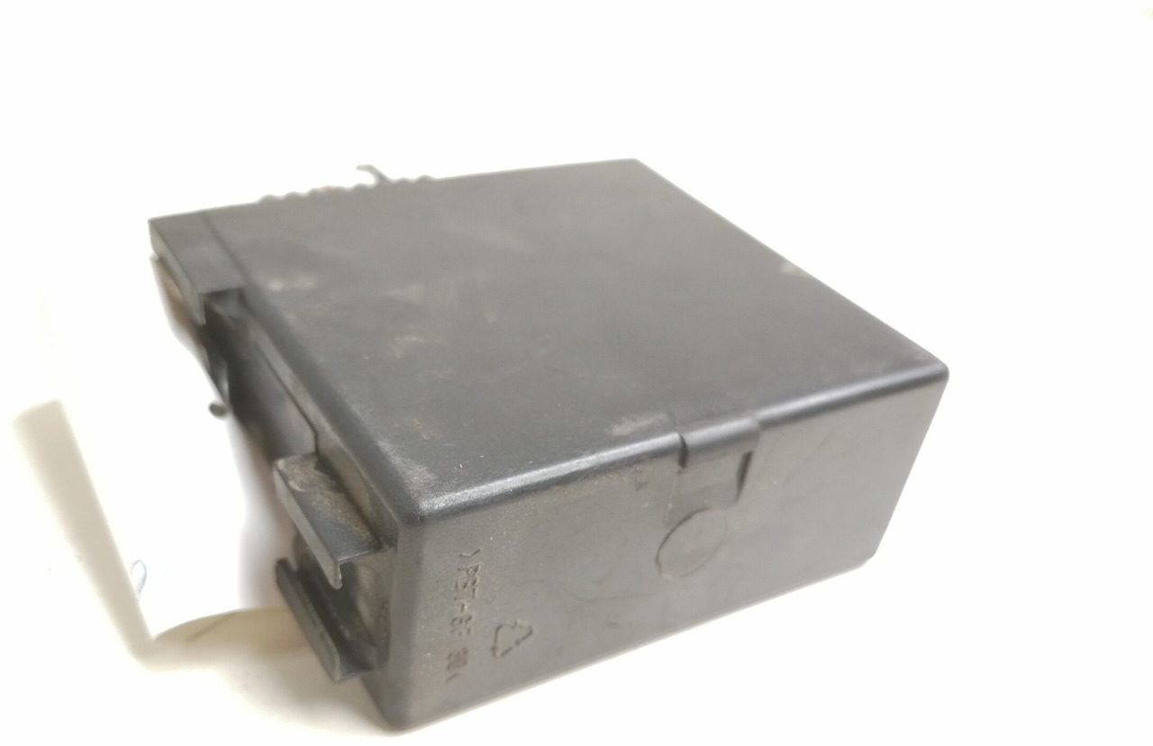 Scania Relay 1532526 - Relais pour Camion: photos 4 Scania Relay 1532526 - Relais pour Camion: photos 4