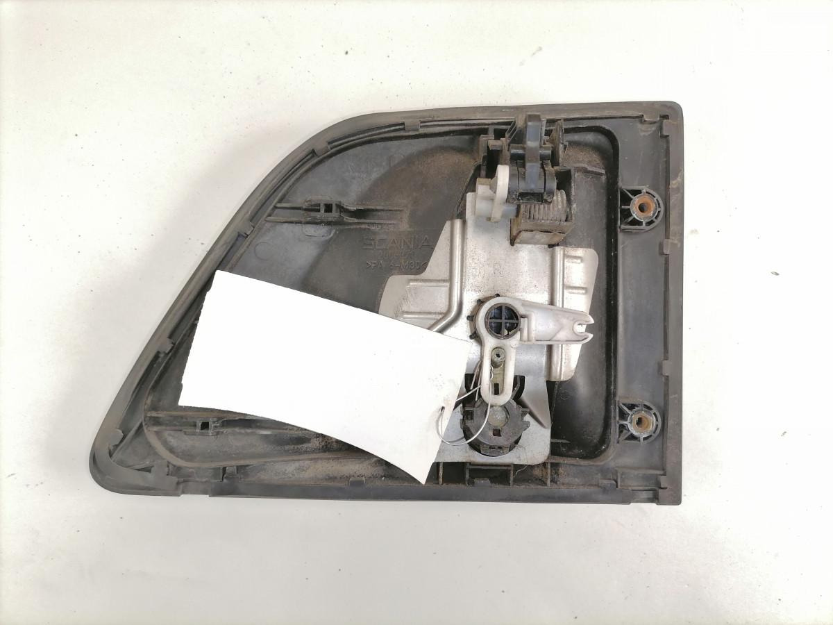 Scania Scania door handle, exterior right 2005370 - Portière et pièces pour Camion: photos 3 Scania Scania door handle, exterior right 2005370 - Portière et pièces pour Camion: photos 3