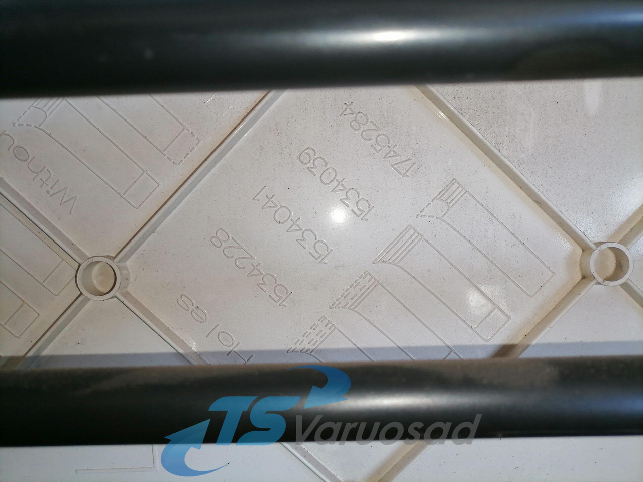 Aérodynamique/ Spoilers pour Camion Scania Scania kabiini tuulesuunaja, vasak külg 1534039: photos 8