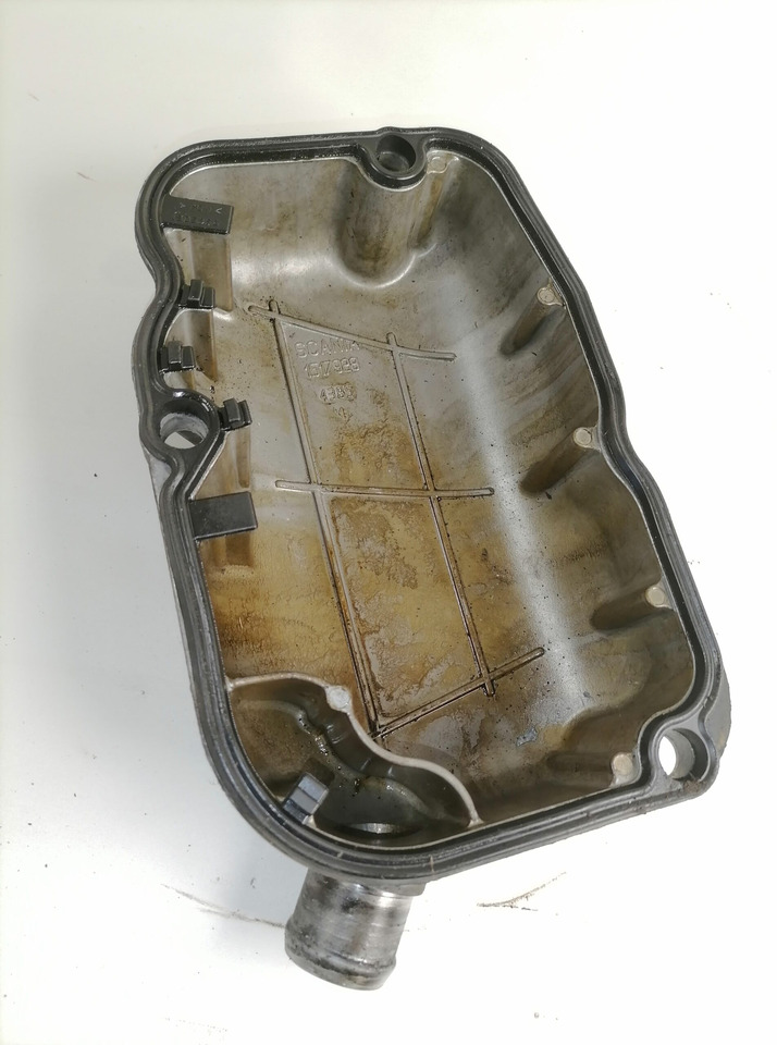 Scania Valve cover 1517928 - Culasse pour Camion: photos 3 Scania Valve cover 1517928 - Culasse pour Camion: photos 3