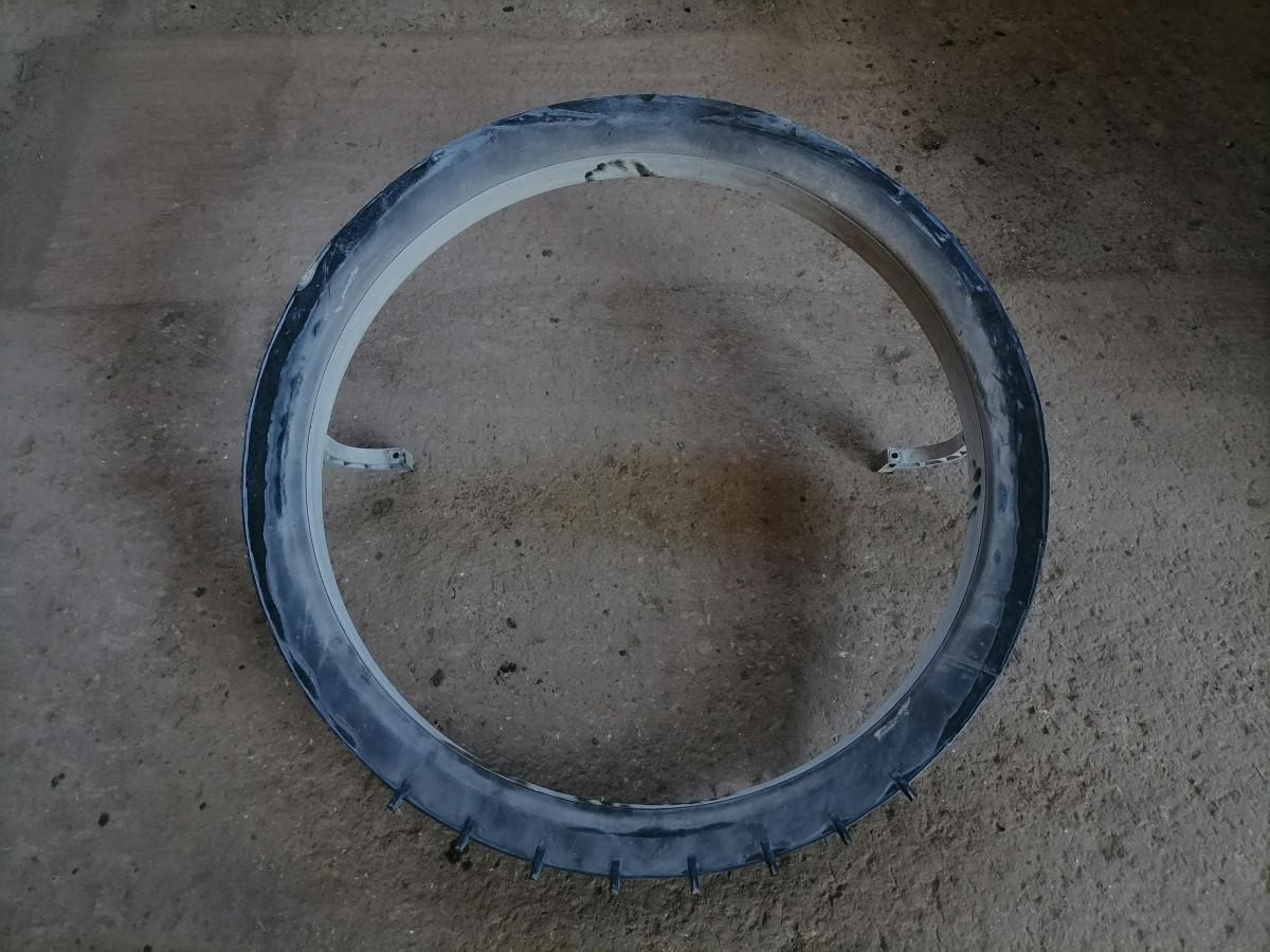 Scania Ventilaatori metallrõngas 2212223 - Radiateur pour Camion: photos 3 Scania Ventilaatori metallrõngas 2212223 - Radiateur pour Camion: photos 3