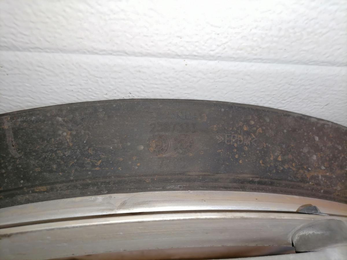 Scania Ventilaatori metallrõngas 2489668 - Radiateur pour Camion: photos 5 Scania Ventilaatori metallrõngas 2489668 - Radiateur pour Camion: photos 5