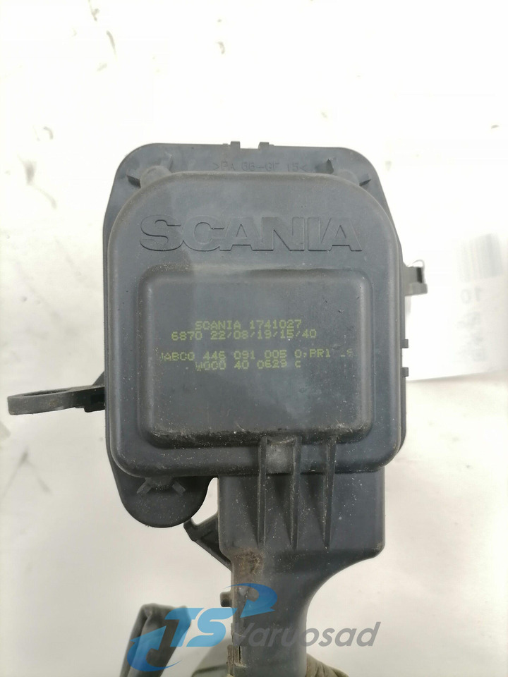 Scania Water valve 1741027 - Chauffage/ Ventilation pour Camion: photos 2 Scania Water valve 1741027 - Chauffage/ Ventilation pour Camion: photos 2