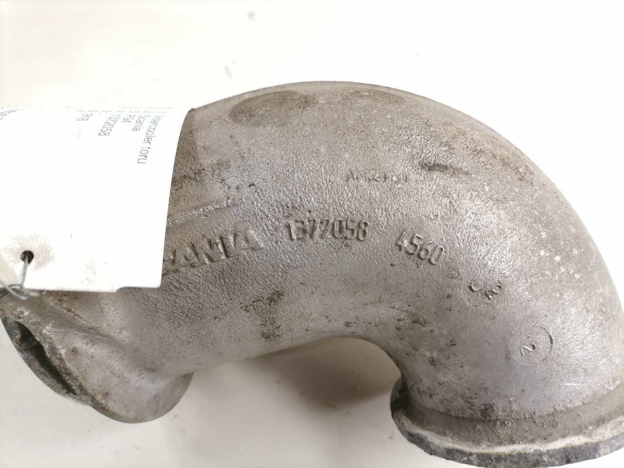 Scania intercooler pipe 1372058 - Intercooler pour Camion: photos 3 Scania intercooler pipe 1372058 - Intercooler pour Camion: photos 3