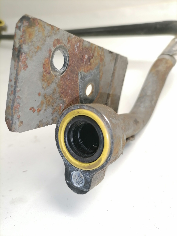 Volvo A/C pipe 20504127 - Chauffage/ Ventilation pour Camion: photos 3 Volvo A/C pipe 20504127 - Chauffage/ Ventilation pour Camion: photos 3