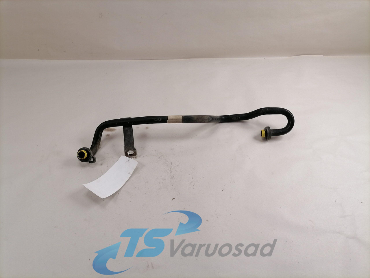 Volvo A/C pipe 84054039 - Chauffage/ Ventilation pour Camion: photos 1 Volvo A/C pipe 84054039 - Chauffage/ Ventilation pour Camion: photos 1