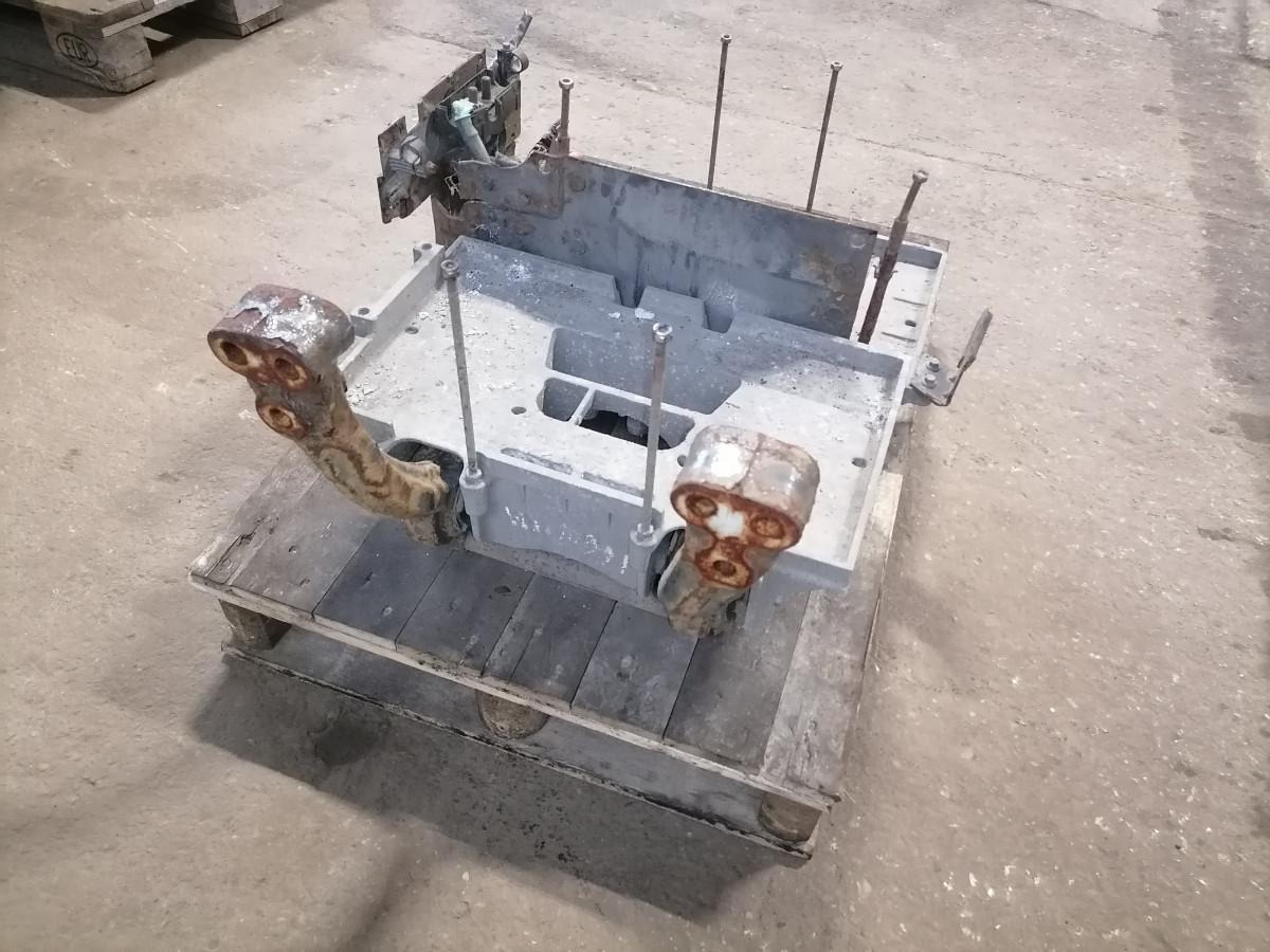 Volvo Battery box 22003951 - Accumulateur pour Camion: photos 4 Volvo Battery box 22003951 - Accumulateur pour Camion: photos 4