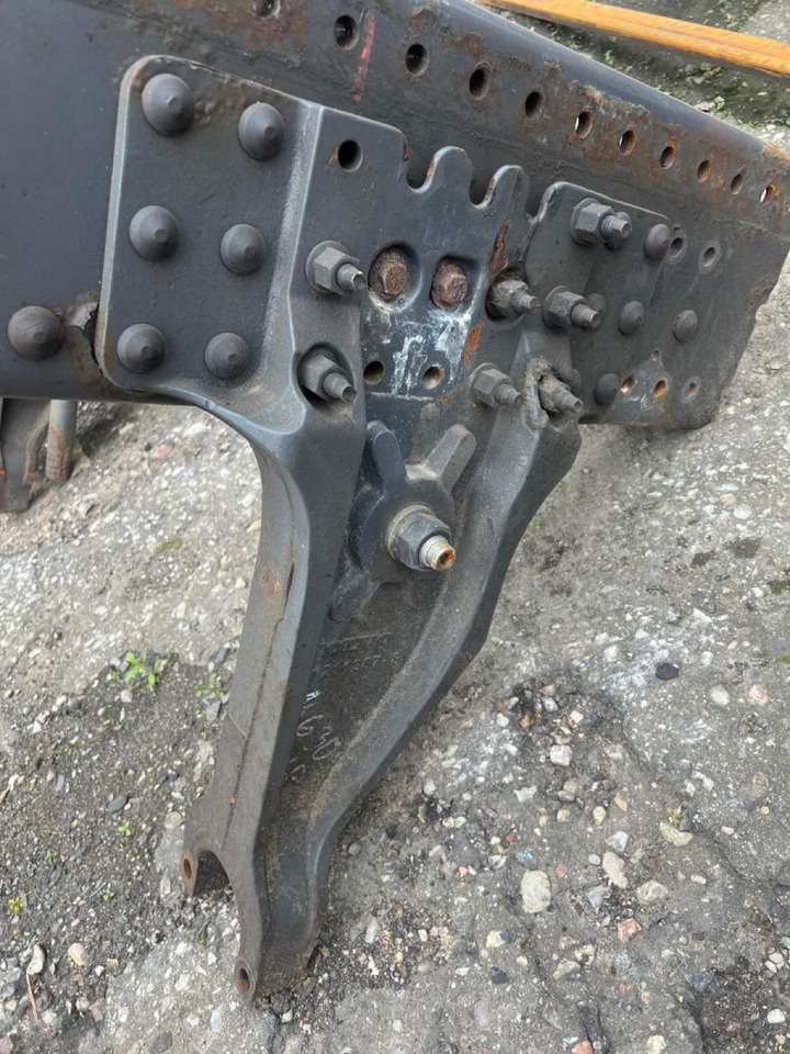 Volvo Bracket 21242883 - Suspension pour Camion: photos 3 Volvo Bracket 21242883 - Suspension pour Camion: photos 3