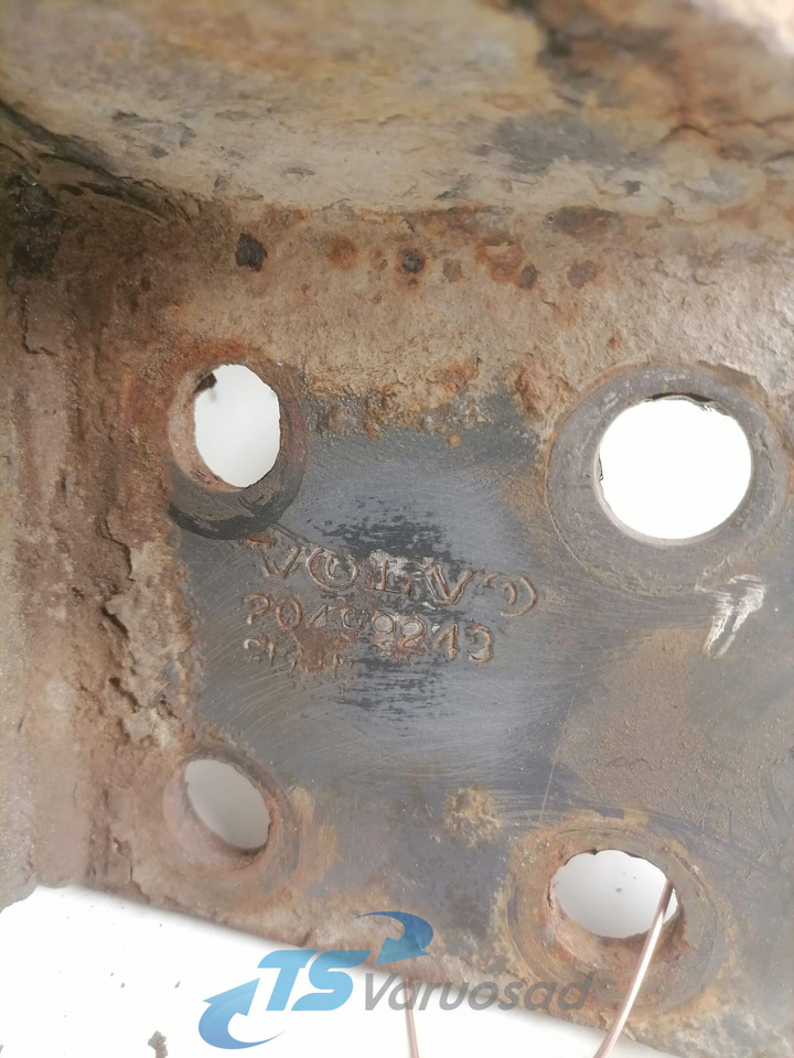 Volvo Bumper bracket 20499243 - Pare-chocs pour Camion: photos 3 Volvo Bumper bracket 20499243 - Pare-chocs pour Camion: photos 3