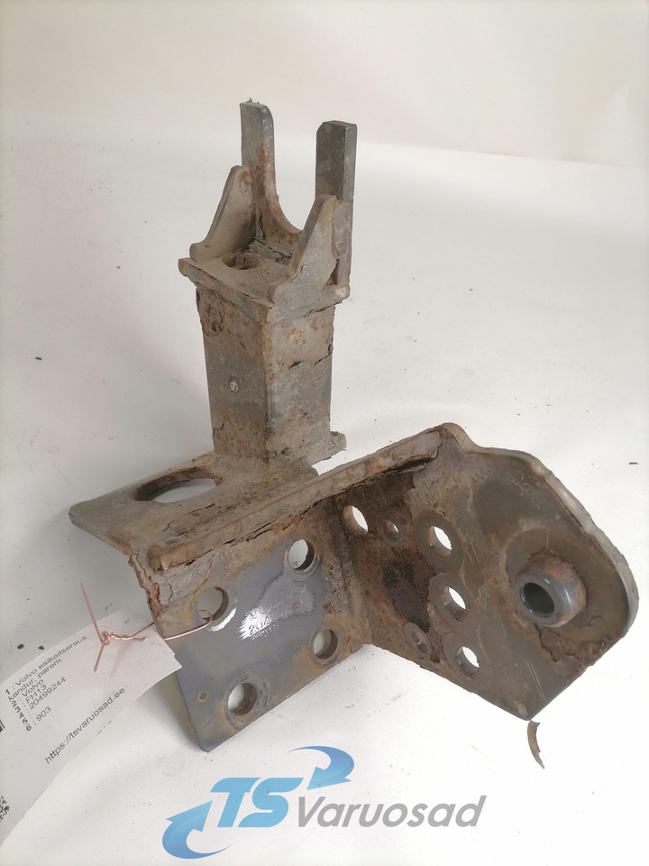 Volvo Bumper bracket 20499244 - Pare-chocs pour Camion: photos 1 Volvo Bumper bracket 20499244 - Pare-chocs pour Camion: photos 1