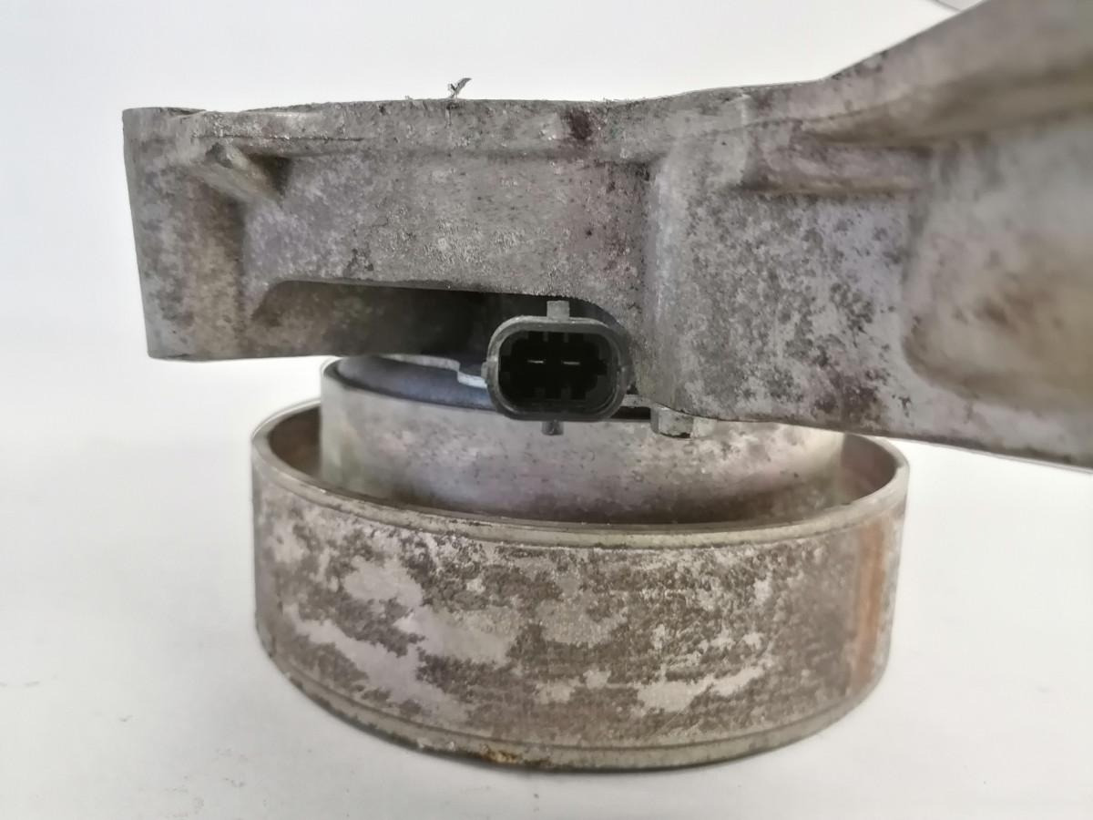 Volvo Cooling pump 21814036 - Pompe à liquide de refroidissement pour Camion: photos 5 Volvo Cooling pump 21814036 - Pompe à liquide de refroidissement pour Camion: photos 5