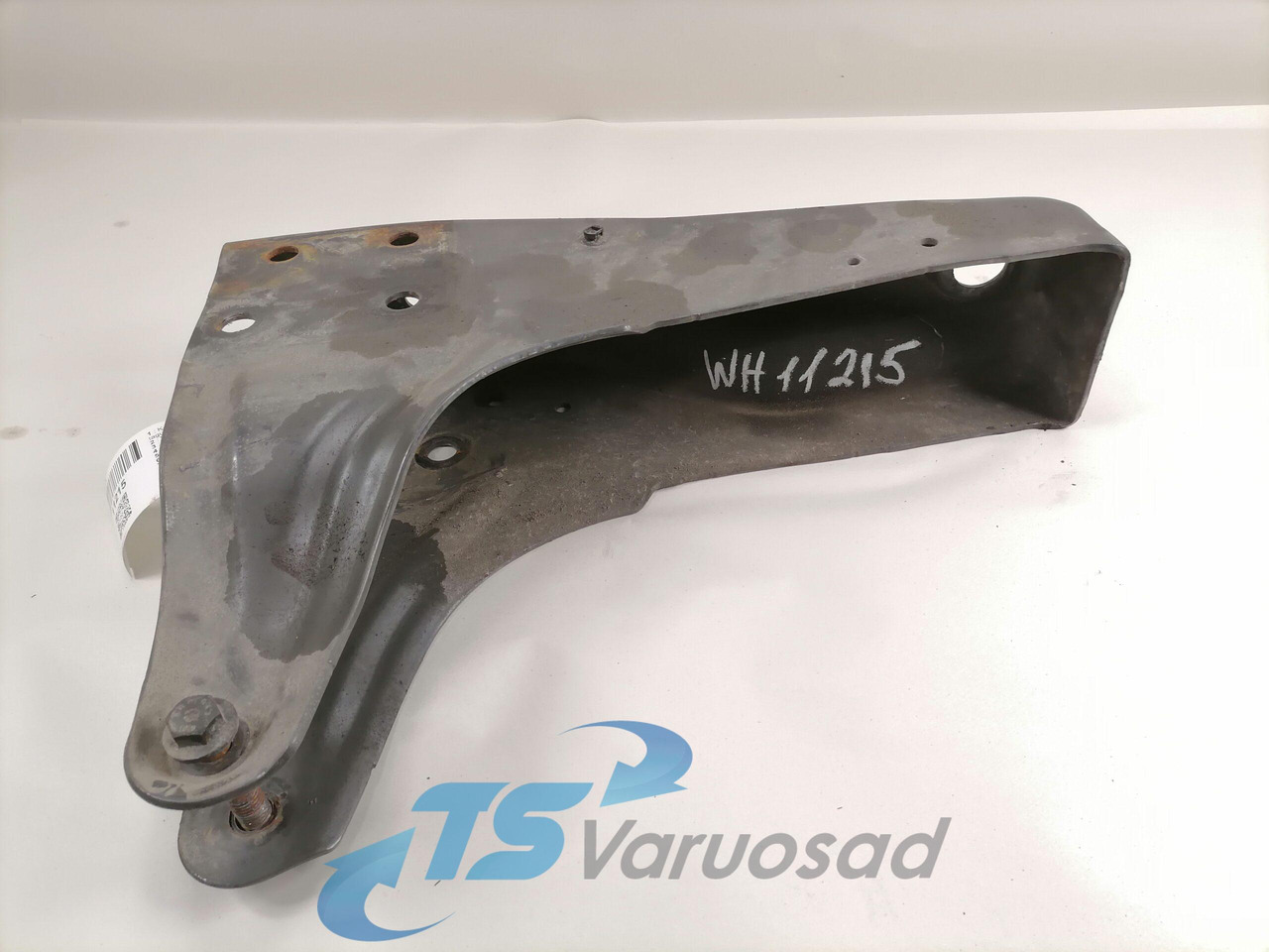 Volvo Kabiini kandur, tagumine 21171969 - Suspension de cabine pour Camion: photos 2 Volvo Kabiini kandur, tagumine 21171969 - Suspension de cabine pour Camion: photos 2