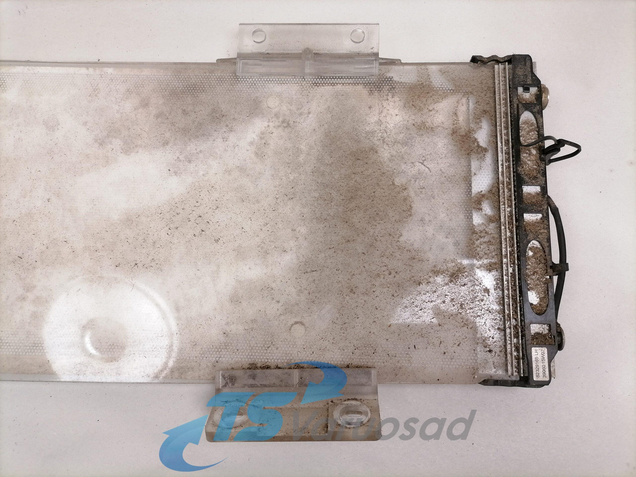 Volvo Kabiini reklaamvalgusti 82098413 - Lumière/ Éclairage pour Camion: photos 3 Volvo Kabiini reklaamvalgusti 82098413 - Lumière/ Éclairage pour Camion: photos 3