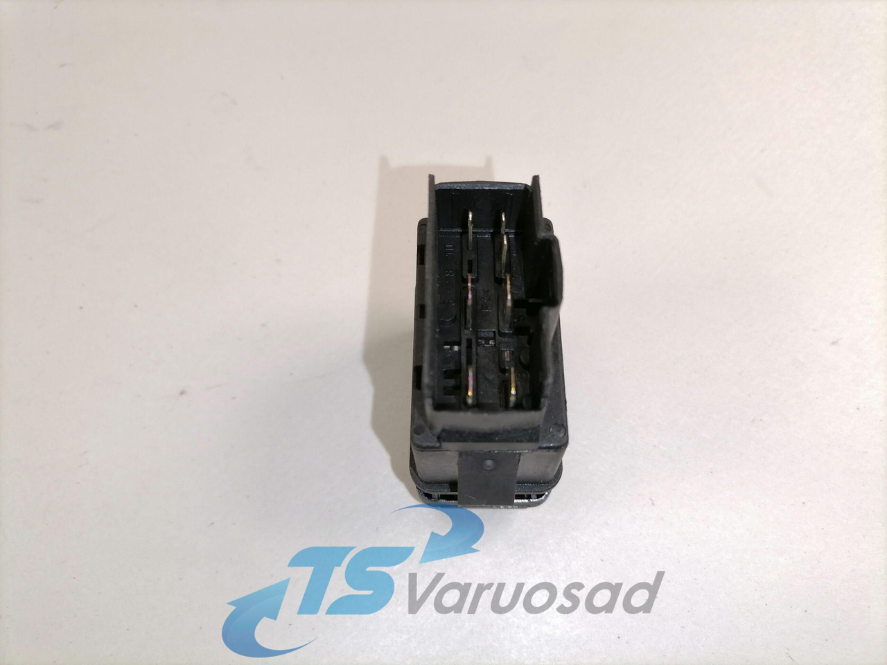 Volvo Lüliti, differentsiaalilukk 8157759 - Cabine pour Camion: photos 2 Volvo Lüliti, differentsiaalilukk 8157759 - Cabine pour Camion: photos 2
