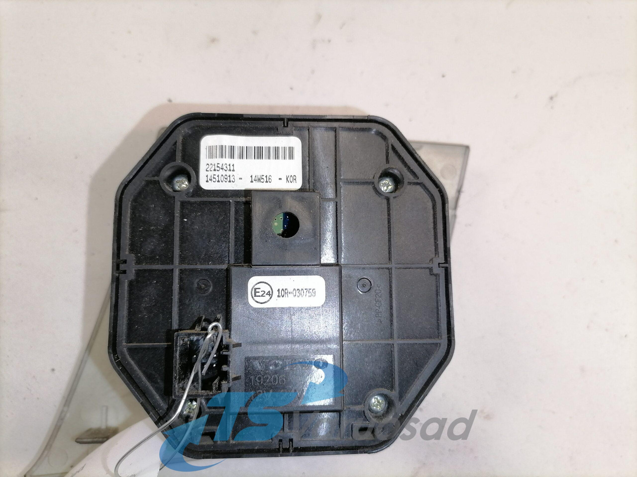 Volvo Switch, lights 22154311 - Cabine pour Camion: photos 2 Volvo Switch, lights 22154311 - Cabine pour Camion: photos 2