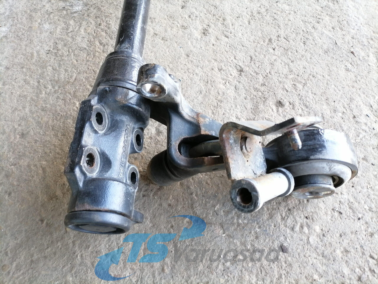 Volvo Volvo FH kabiini torsioonvarras 22004643 - Suspension de cabine pour Camion: photos 3 Volvo Volvo FH kabiini torsioonvarras 22004643 - Suspension de cabine pour Camion: photos 3